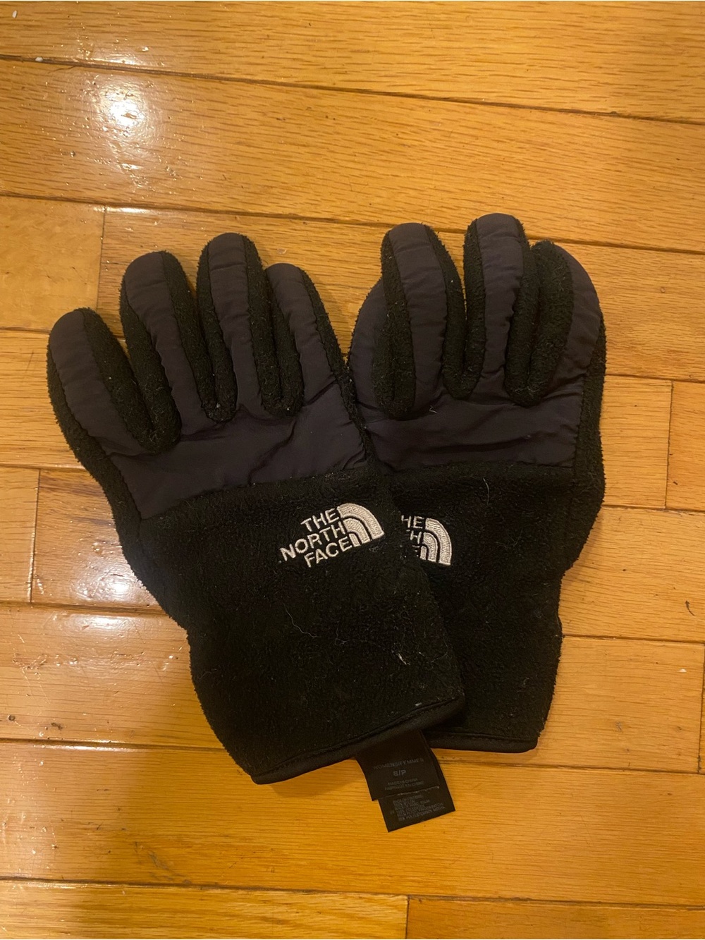 The North Face Black Insulated Fleece Gloves - Warm Winter Gloves